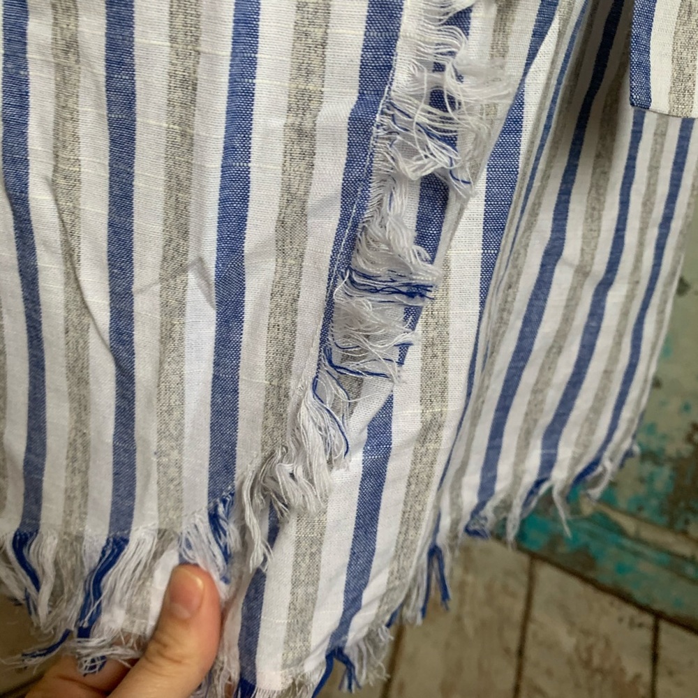 Raw hem striped wrap dress - Picture 4 of 5